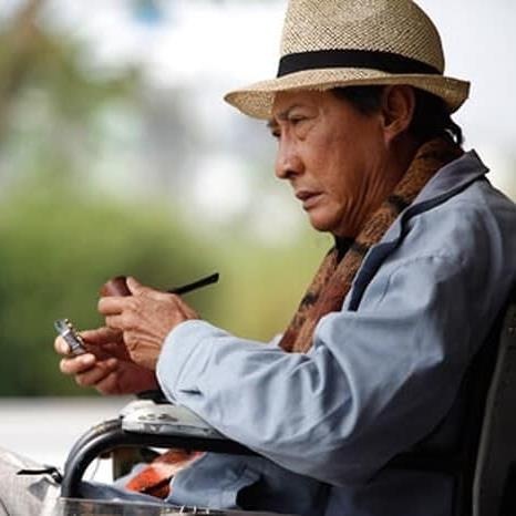 Nghe si Le Binh qua doi anh 2