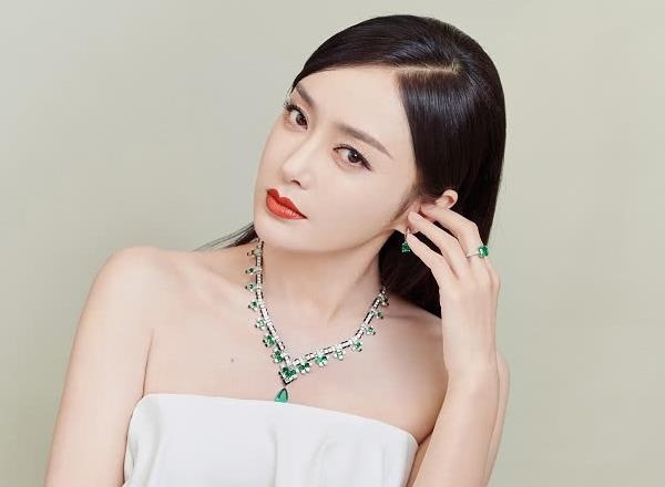 Tần Lam bị chê nhan sắc ảnh 3 Tan Lam bi che nhan sac anh 3