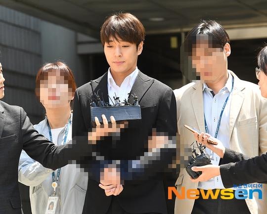 Choi Jong Hoon bị bắt ảnh 1 Choi Jong Hoon bi bat anh 1