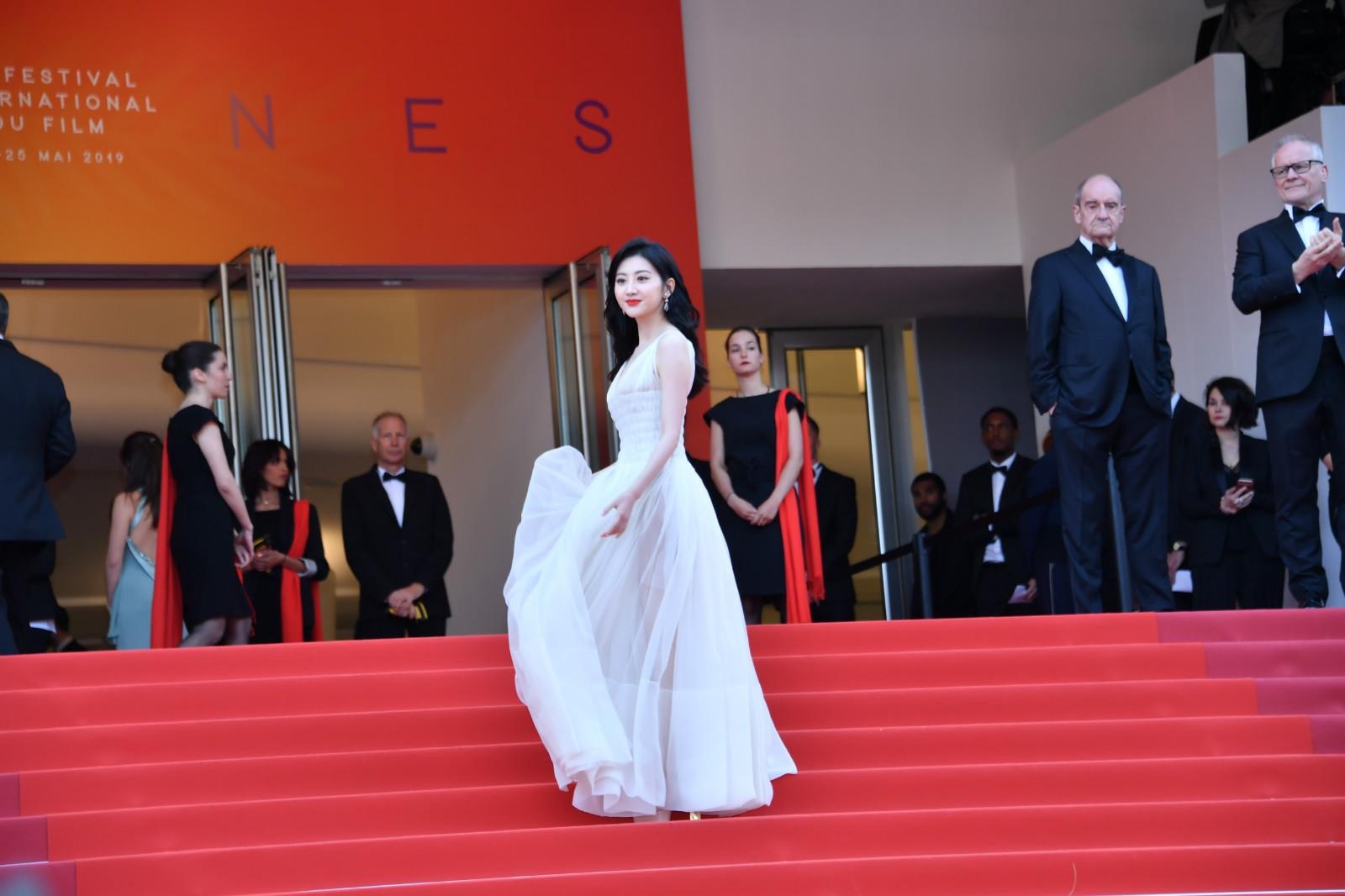 Canh Diem cau gio tren tham do anh 8