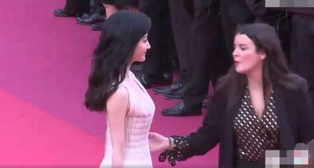 Cảnh Điềm bị đuổi khéo ở Cannes ảnh 2 Canh Diem bi duoi kheo o Cannes anh 2