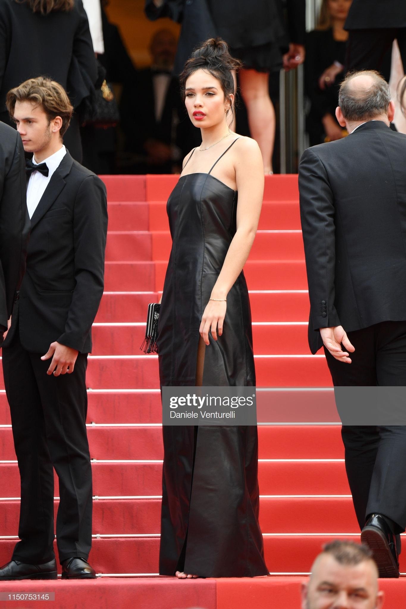 Brooklyn Beckham tinh cam ben Hana Cross anh 7