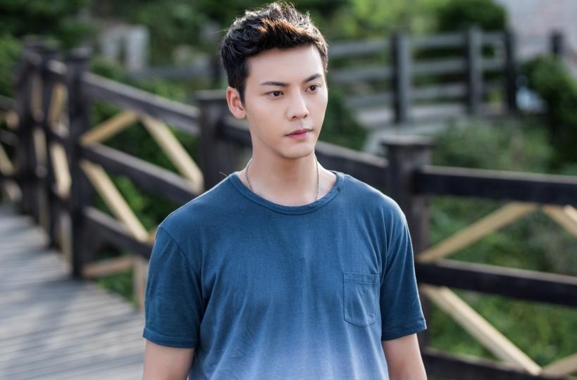 My nam hang dau Hong Kong bi che noi tieng Anh te va cuoi gia tao hinh anh