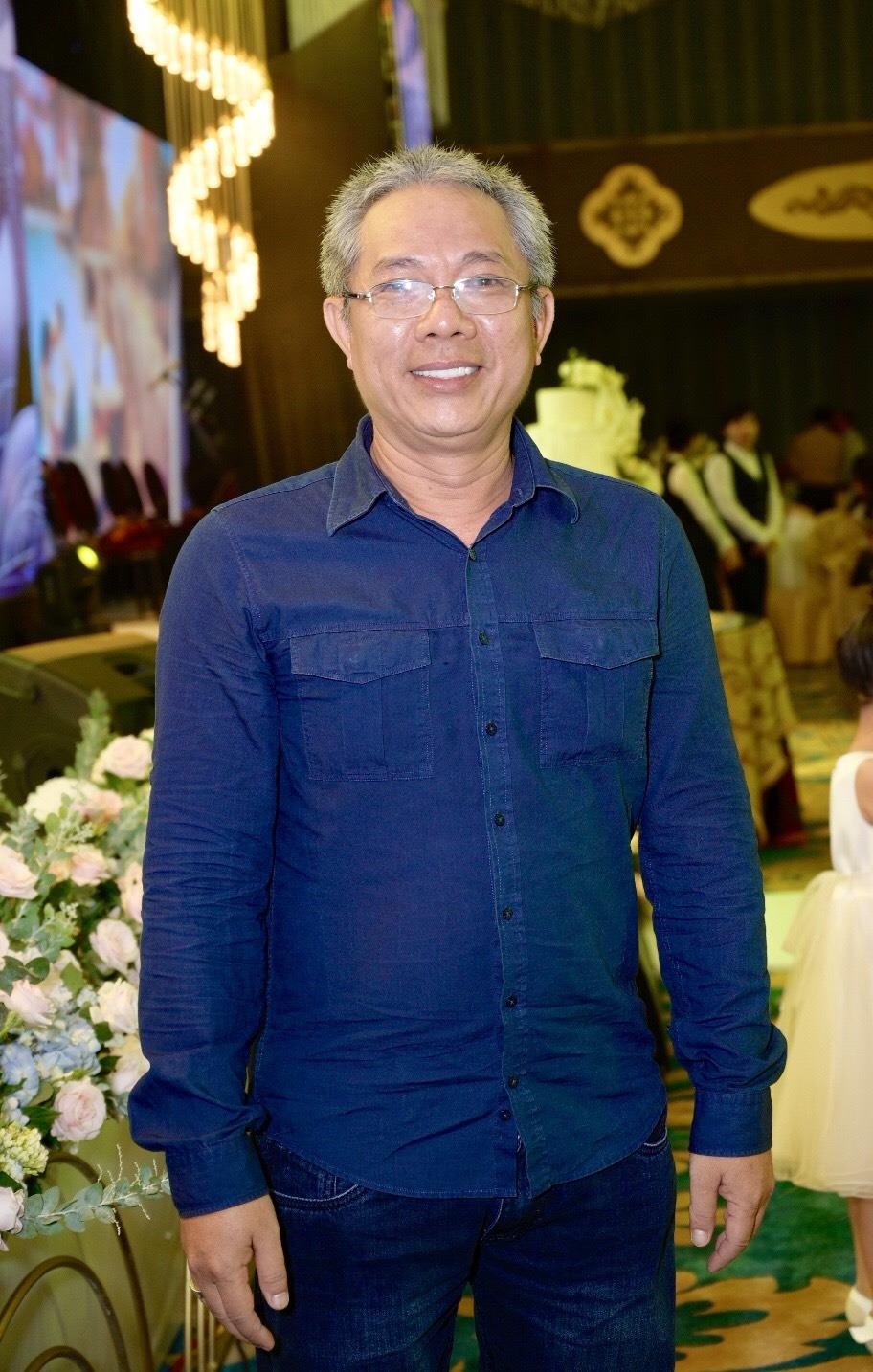 Dao dien Nhat Trung cuoi anh 8