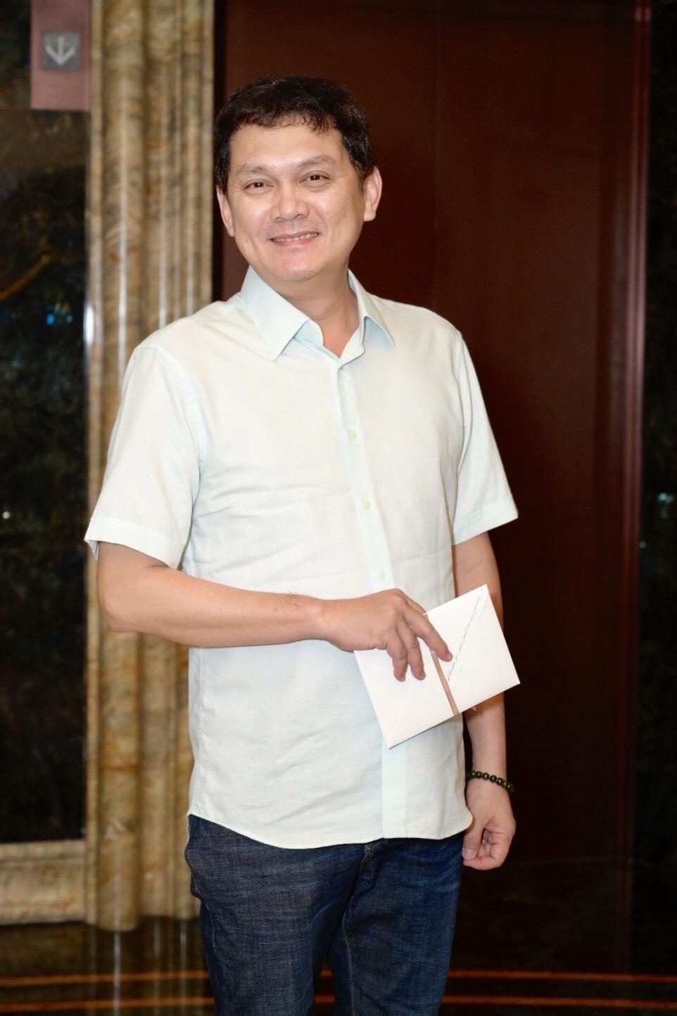 Dao dien Nhat Trung cuoi anh 9