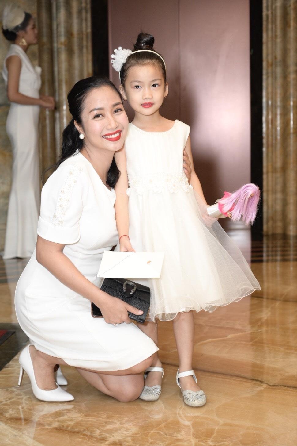 Dao dien Nhat Trung cuoi anh 13