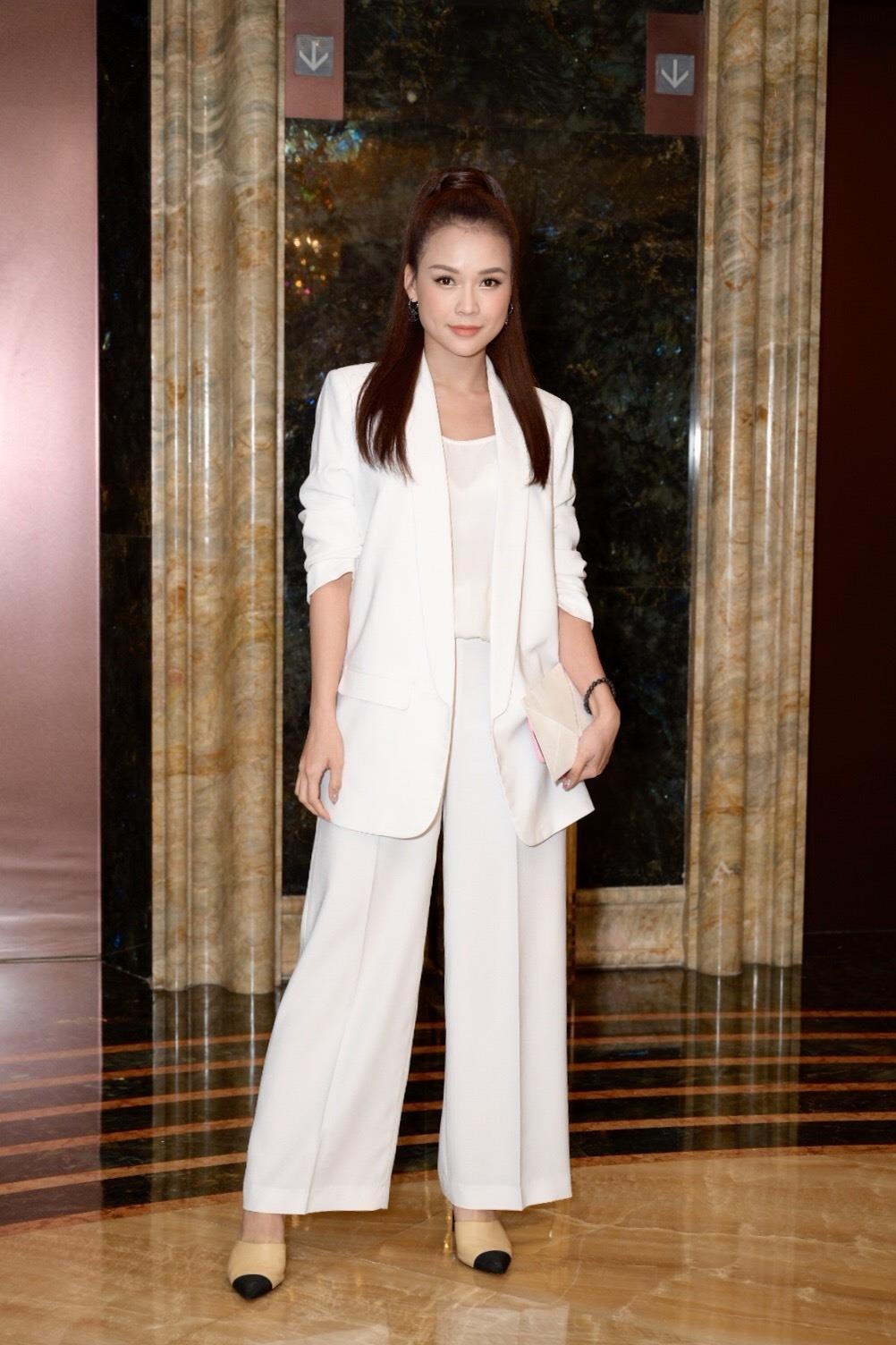 Dao dien Nhat Trung cuoi anh 5