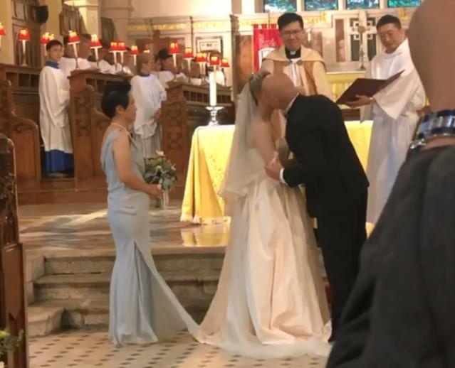 Tieu Long Nu Ong Tinh Tinh cuoi chong anh 3