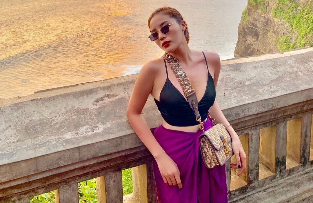 Hoa hau goi cam sau dang quang anh 10