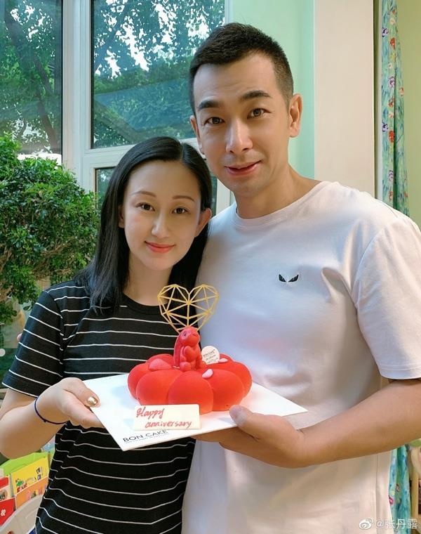 Trieu Van Trac va Truong Dan Lo ky niem cuoi anh 2