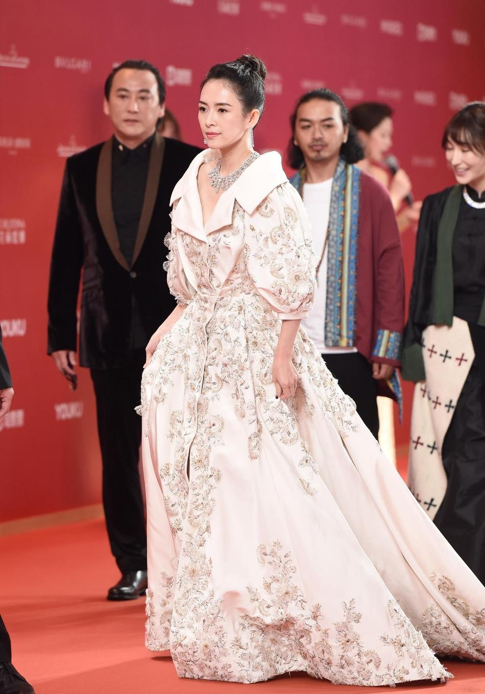 Sao Hoa ngu tren tham do anh 3