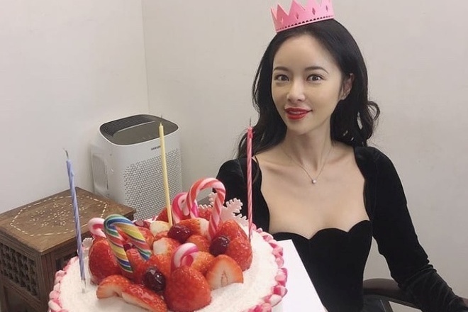 Minh tinh Han Quoc bi nghi phau thuat tham my qua da hinh anh