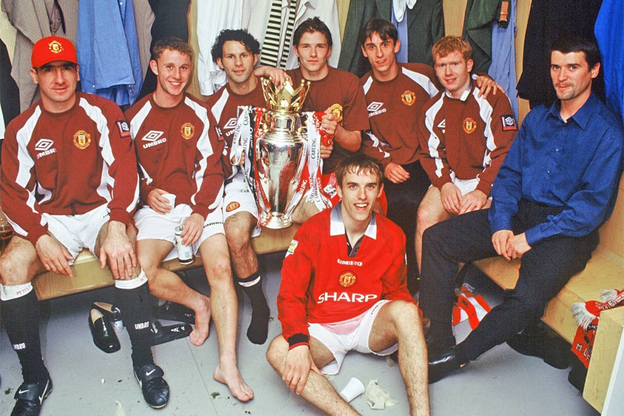 Cantona kungfu,  Cantona Man United,  Cantona dap co dong vien,  Ngoai hang Anh,  Premier League anh 3