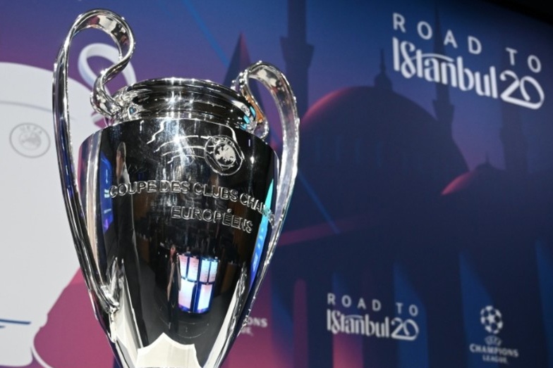 UEFA len ke hoach cho chung ket Champions League 2019/20 hinh anh