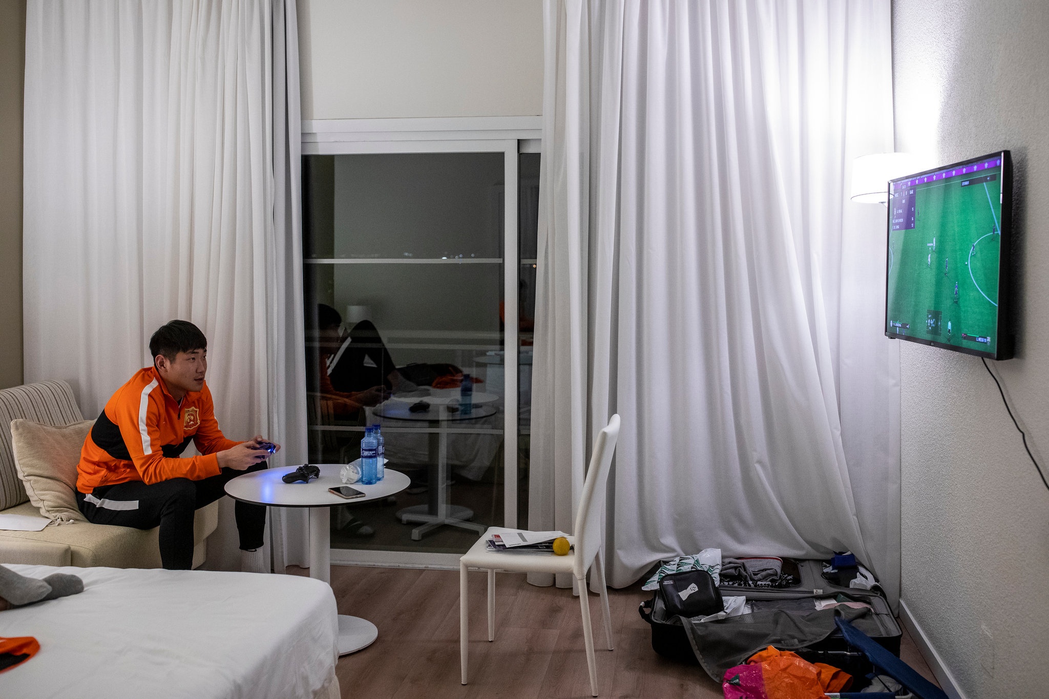 doi bong Vu Han,  CLB Vu Han,  Wuhan Zall,  Covid-19,  virus corona anh 2