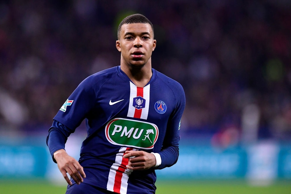'Kylian Mbappe dang gia 300 trieu euro' hinh anh