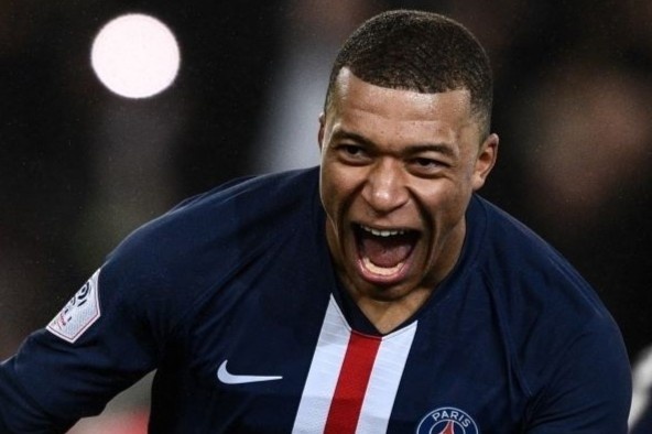 Kylian Mbappe duoc vi nhu Usain Bolt hinh anh