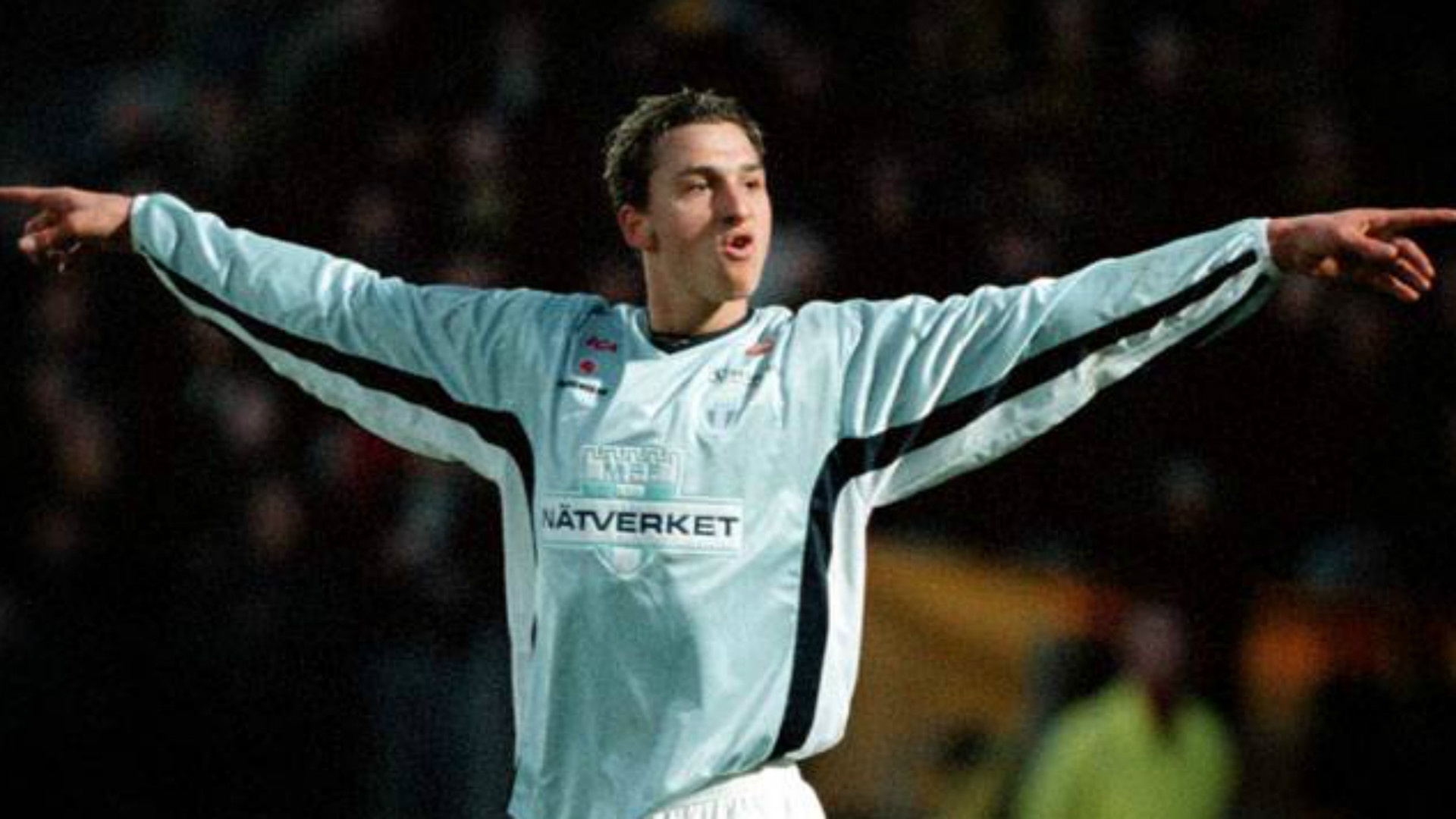 Zlatan Ibrahimovic,  Arsenal,  Arsene Wenger,  Ajax,  Premier League,  FA Cup,  Real Madrid anh 2