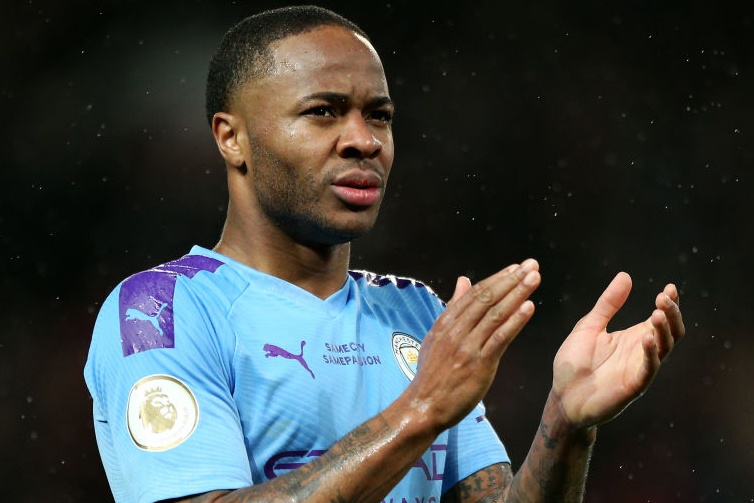 MU tim cach chieu mo Raheem Sterling hinh anh