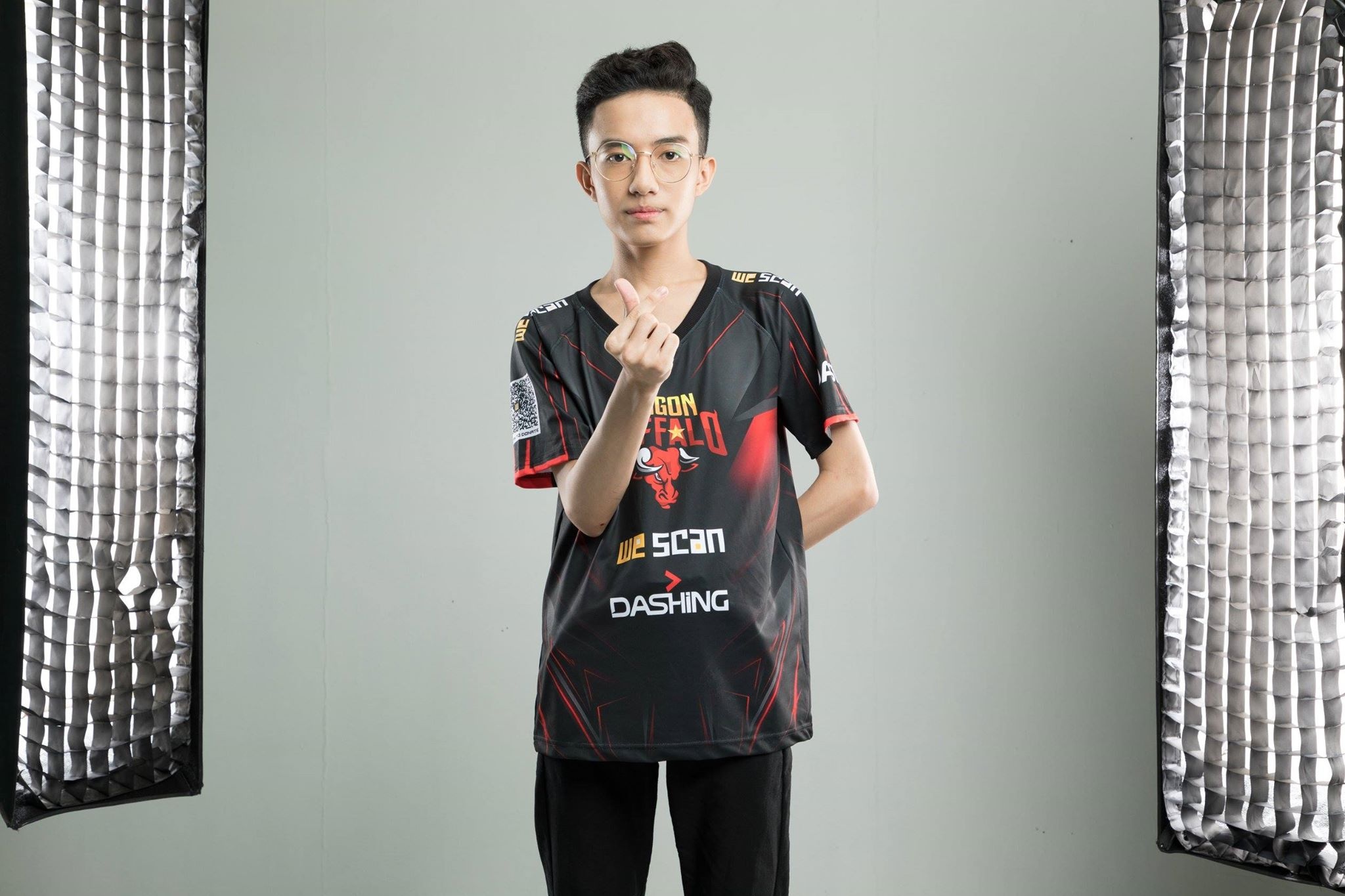 Lien Minh Huyen Thoai,  Saigon Buffalo,  VCS,  Mid-Season Invitational,  EVOS,  Team Flash anh 5