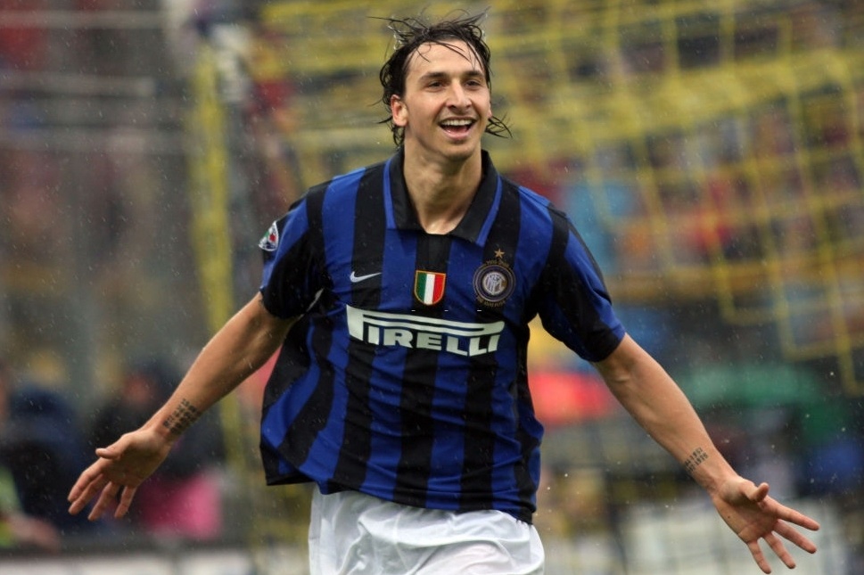 Ibrahimovic - tu bai tuong cua MU den ke phan boi Inter hinh anh