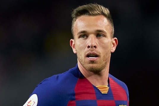 Barca chuan bi kien Arthur hinh anh