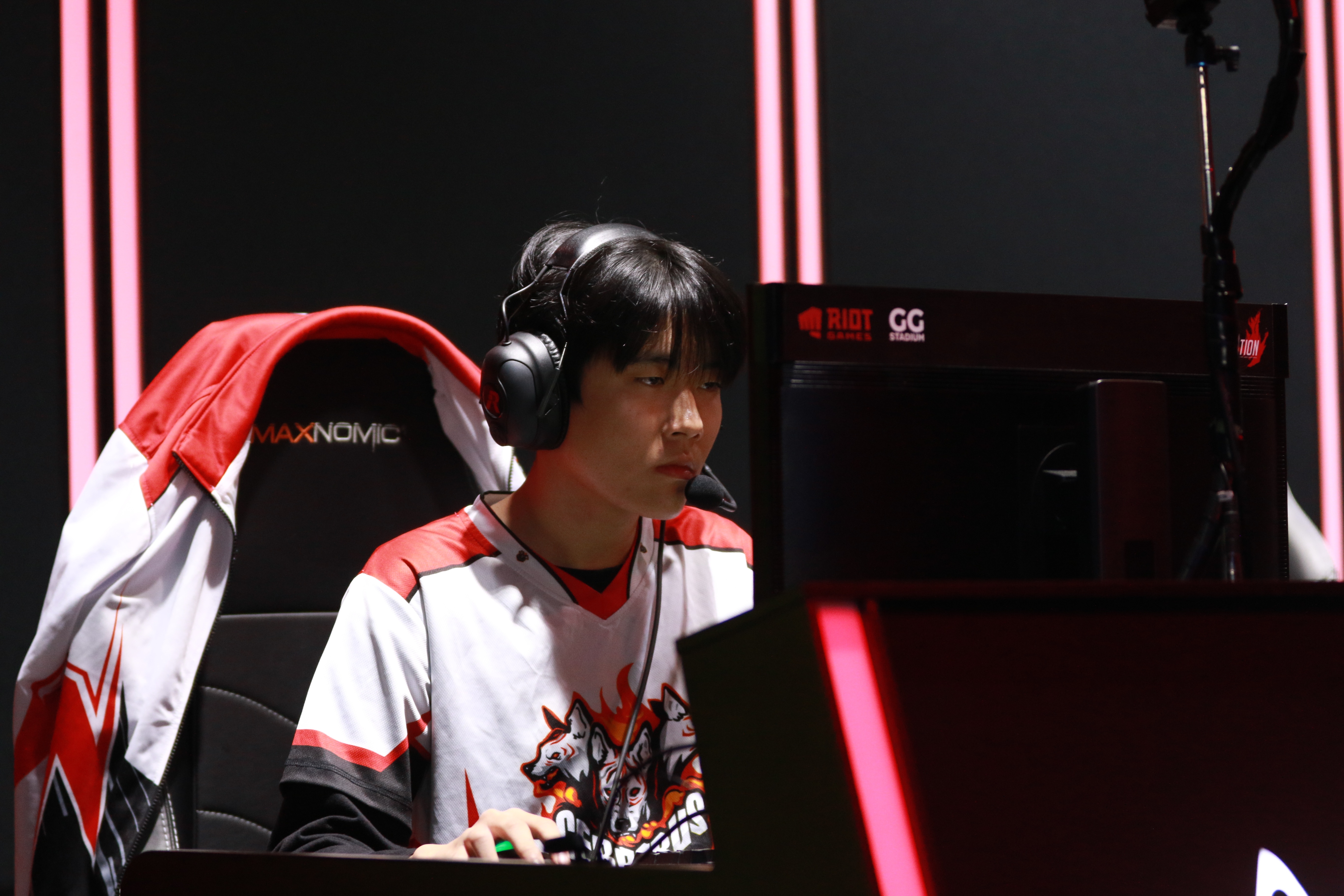 Lien Minh Huyen Thoai,  Archie,  VCS mua he 2020,  Cerberus,  GAM,  Team Flash anh 4