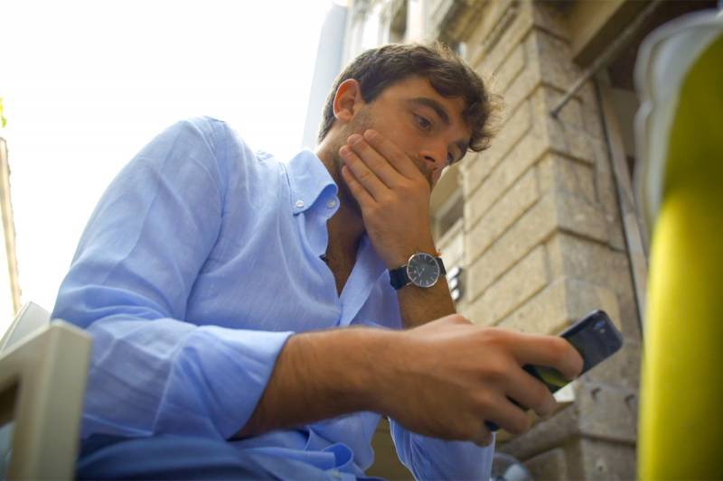 The gioi bi mat cua nhung sieu sao san tin chuyen nhuong hinh anh