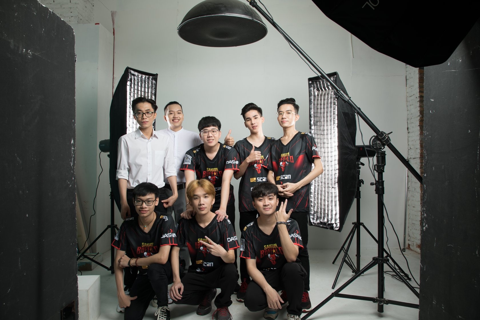 LMHT Viet Nam,  Saigon Buffalo,  VCS,  Chung ket the gioi anh 1