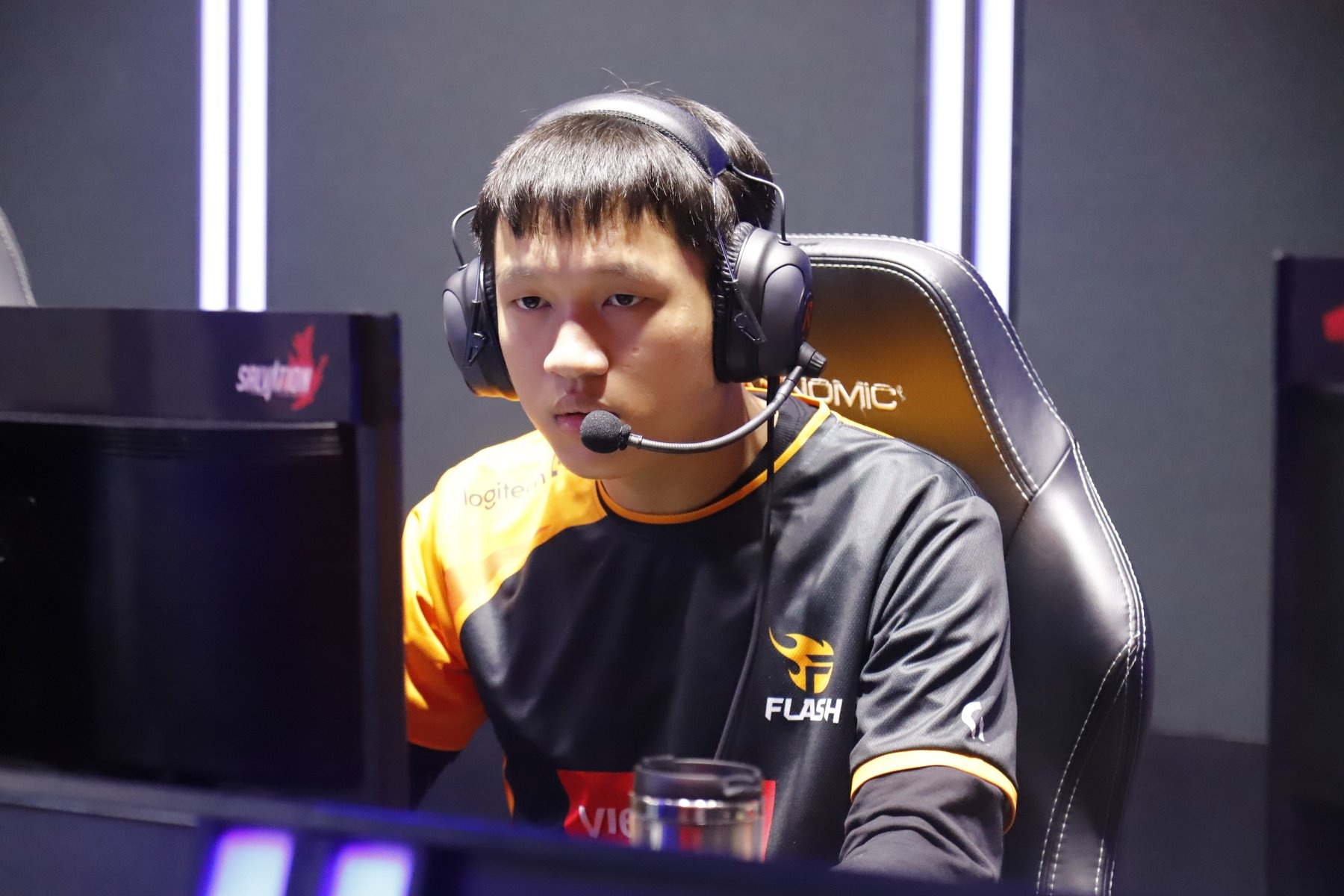 Cerberus chieu mo tan binh hay nhat VCS he 2020 hinh anh