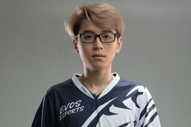 EVOS Esports chia tay cung luc 2 tuyen thu hinh anh