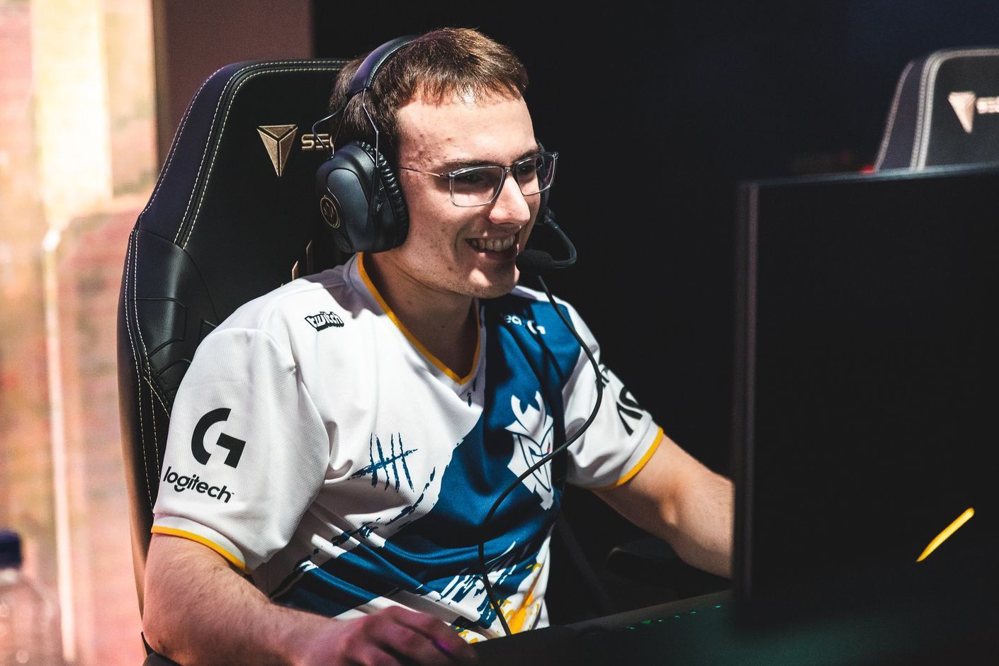 Perkz chuyen den Bac My de gia nhap Cloud9 hinh anh