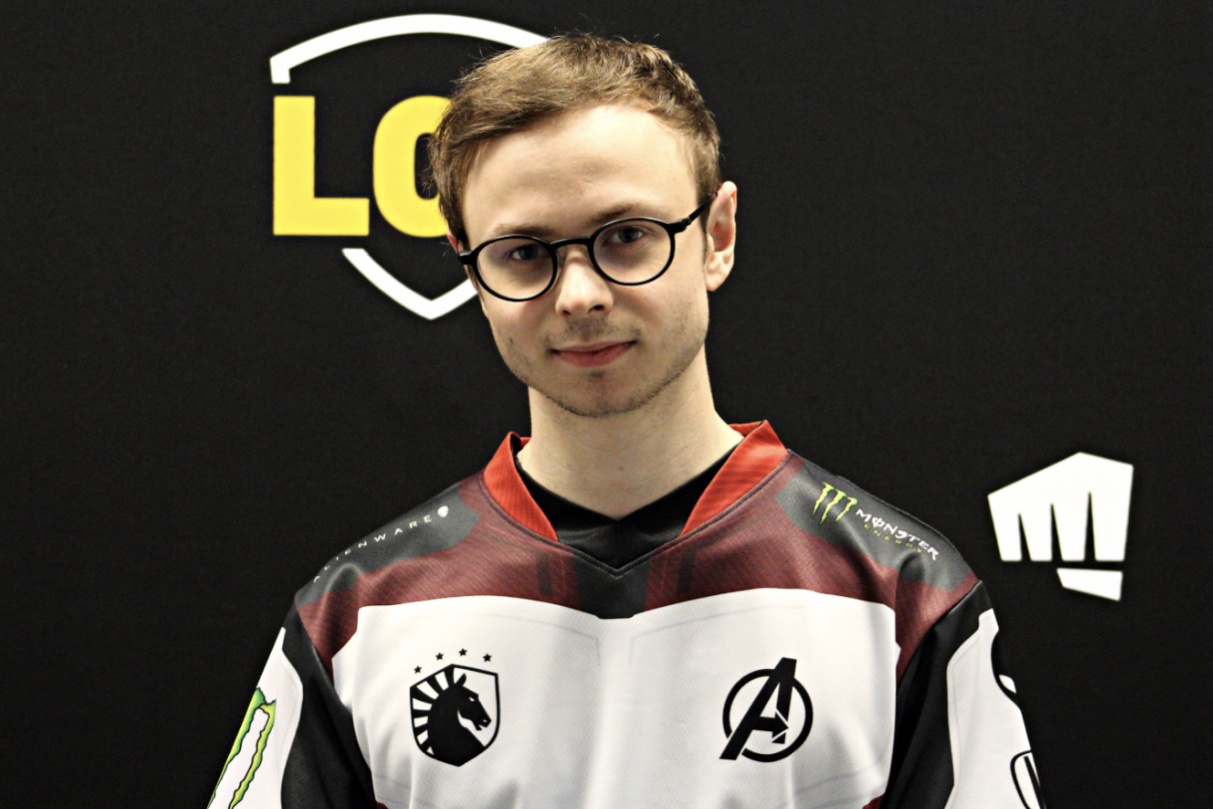 Jensen ky hop dong dat gia nhat khu vuc Bac My hinh anh