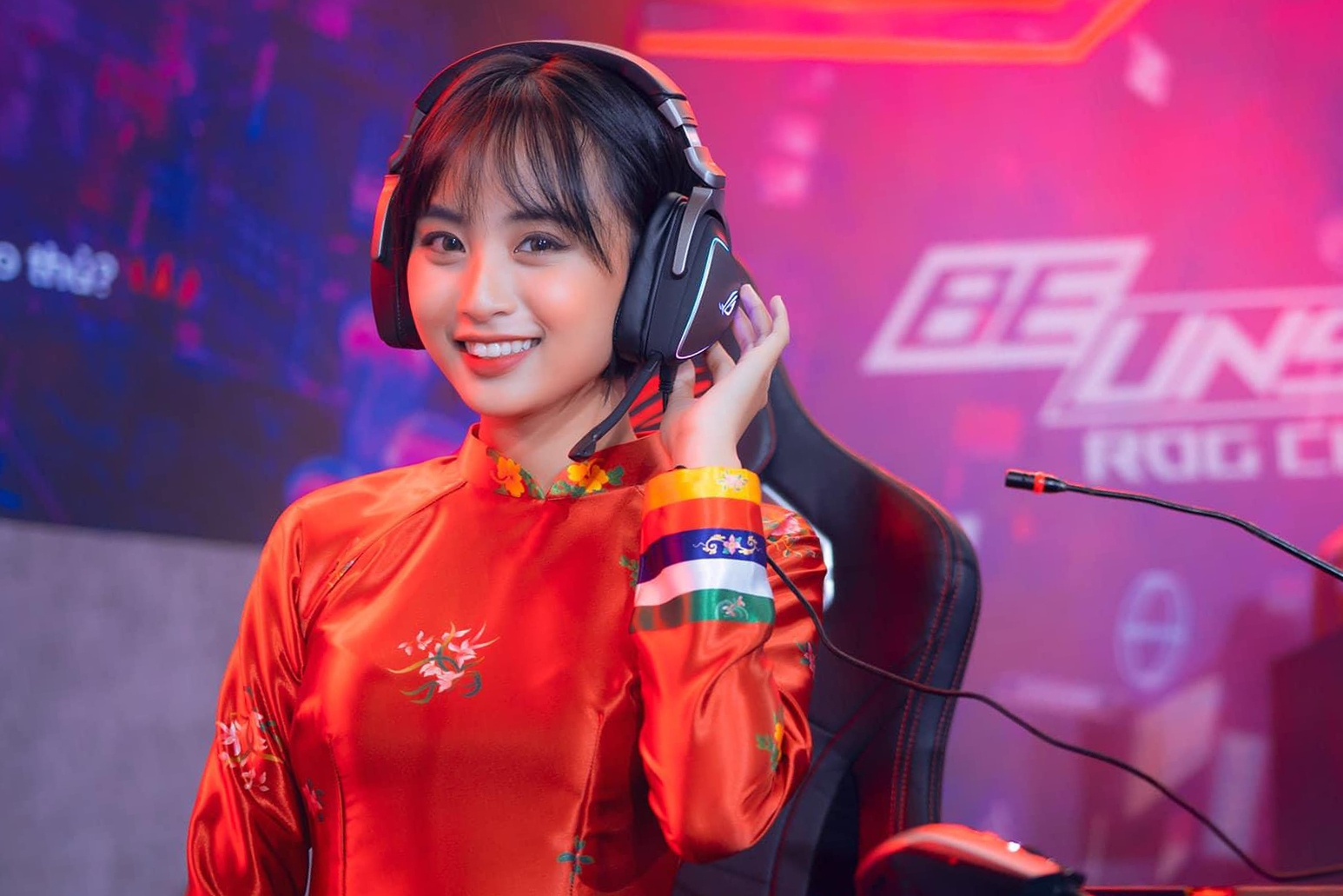 MC Minh Nghi chia tay VETV hinh anh