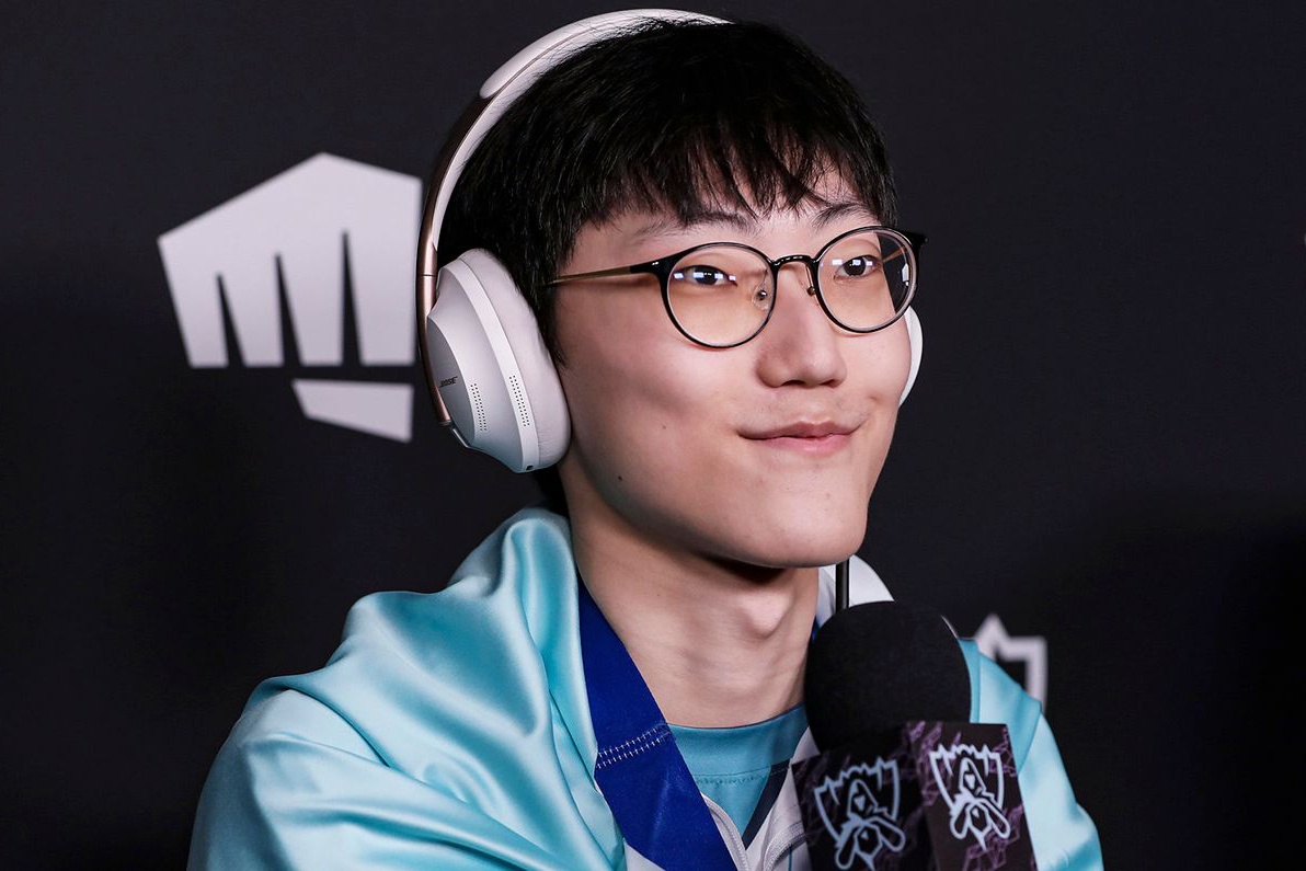 Damwon chia tay 2 tru cot hinh anh