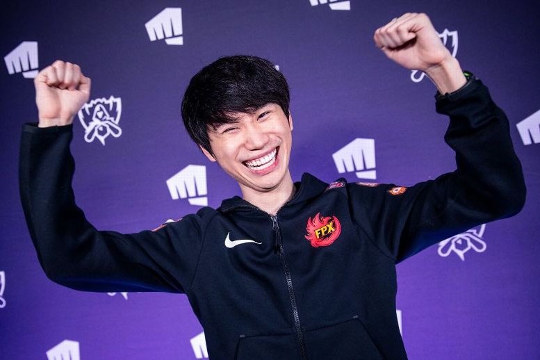 Doinb lap pentakill dua FunPlus Phoenix vao tu ket hinh anh