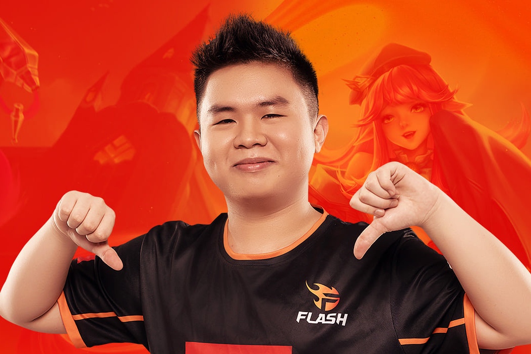 Team Flash Lien Quan thua 0-3 trong ngay Gray ra mat hinh anh