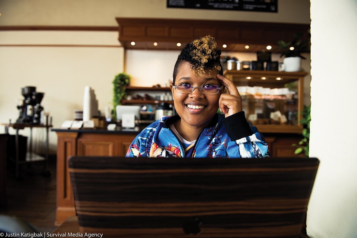 Nike bi nhan vien cu kien 1,1 trieu USD hinh anh