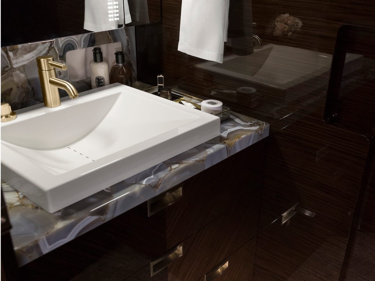 May bay tu nhan anh 9