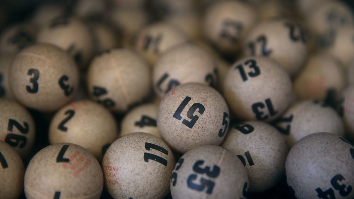 Mot nguoi My trung giai doc dac Powerball gan 400 trieu USD hinh anh