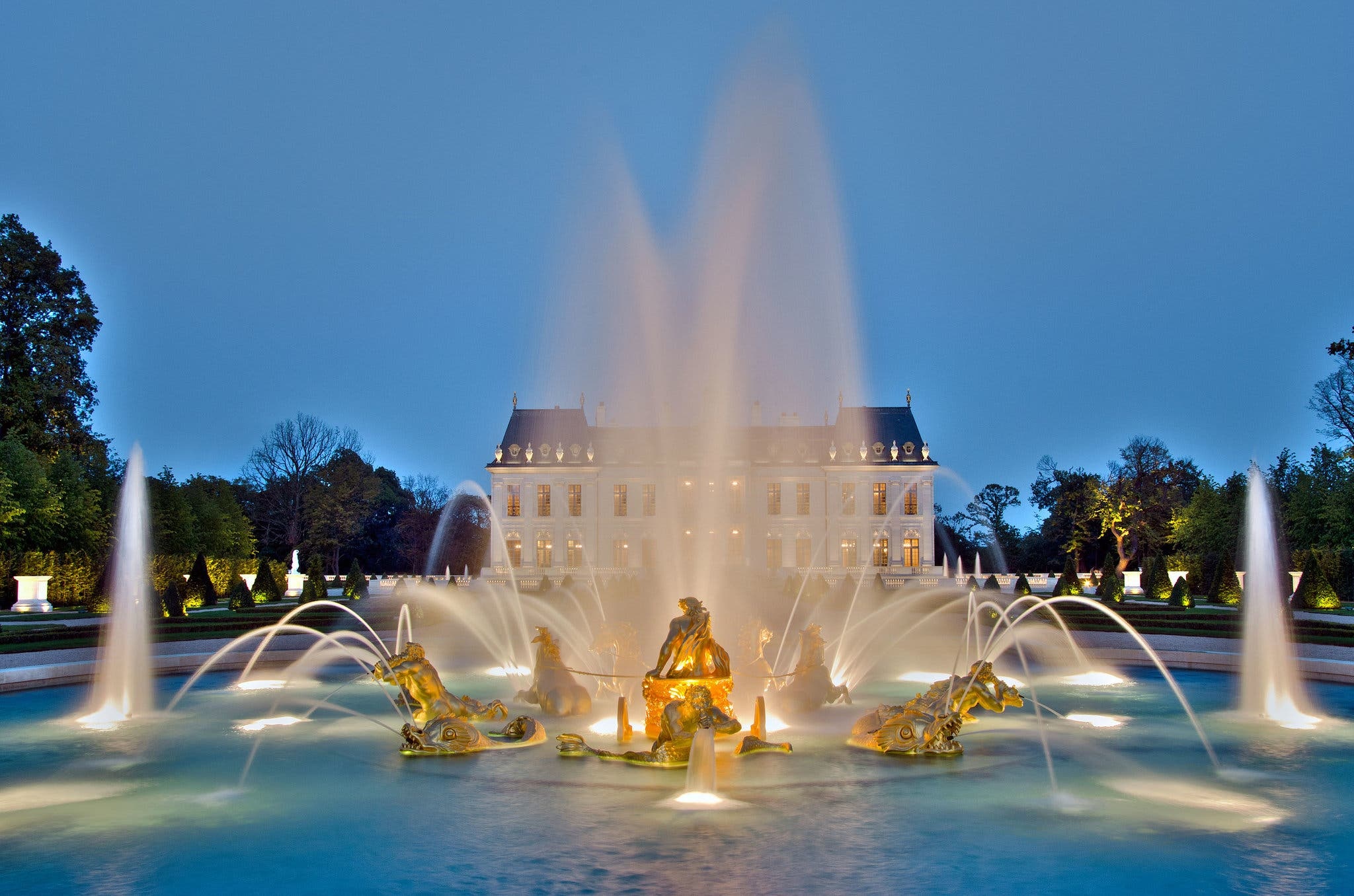 lau dai 375 trieu USD cua Thai tu Saudi anh 8