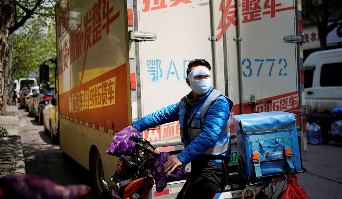 Giao do an khong tiep xuc bung no tai Trung Quoc nho dich Covid-19 hinh anh