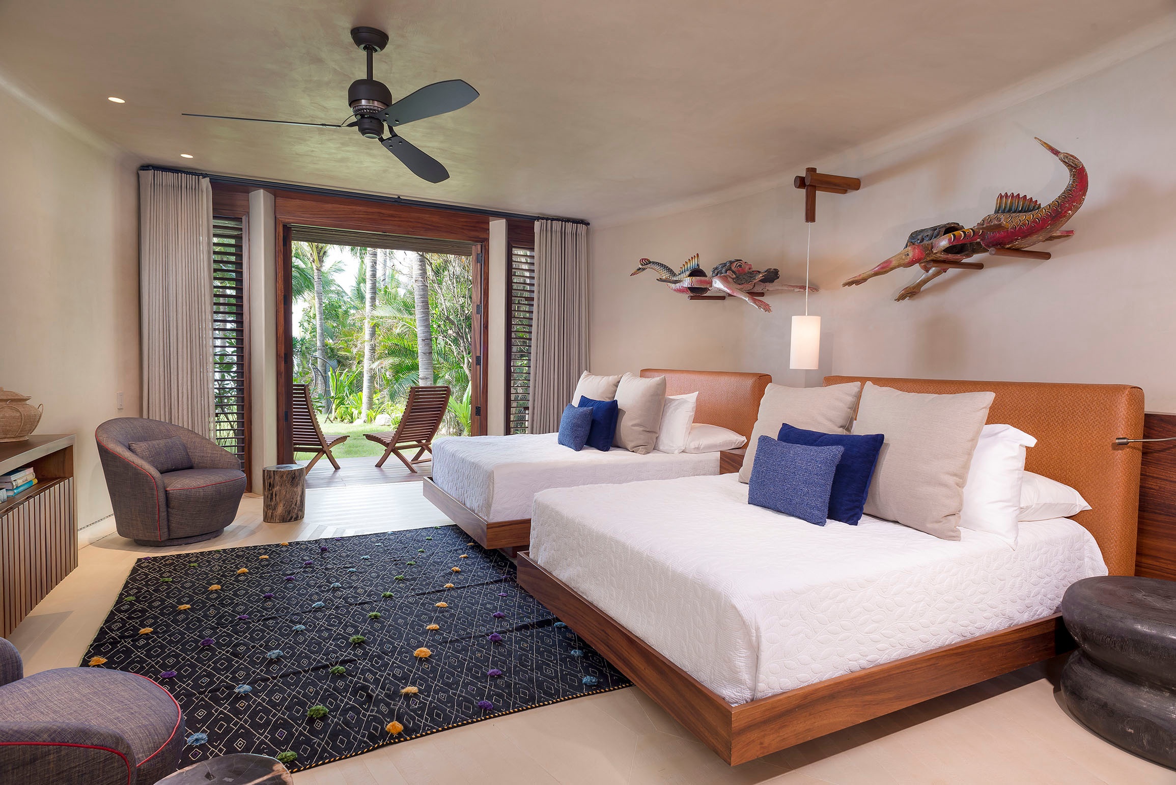 ban dao dien ra show Too Hot To Handle anh 2