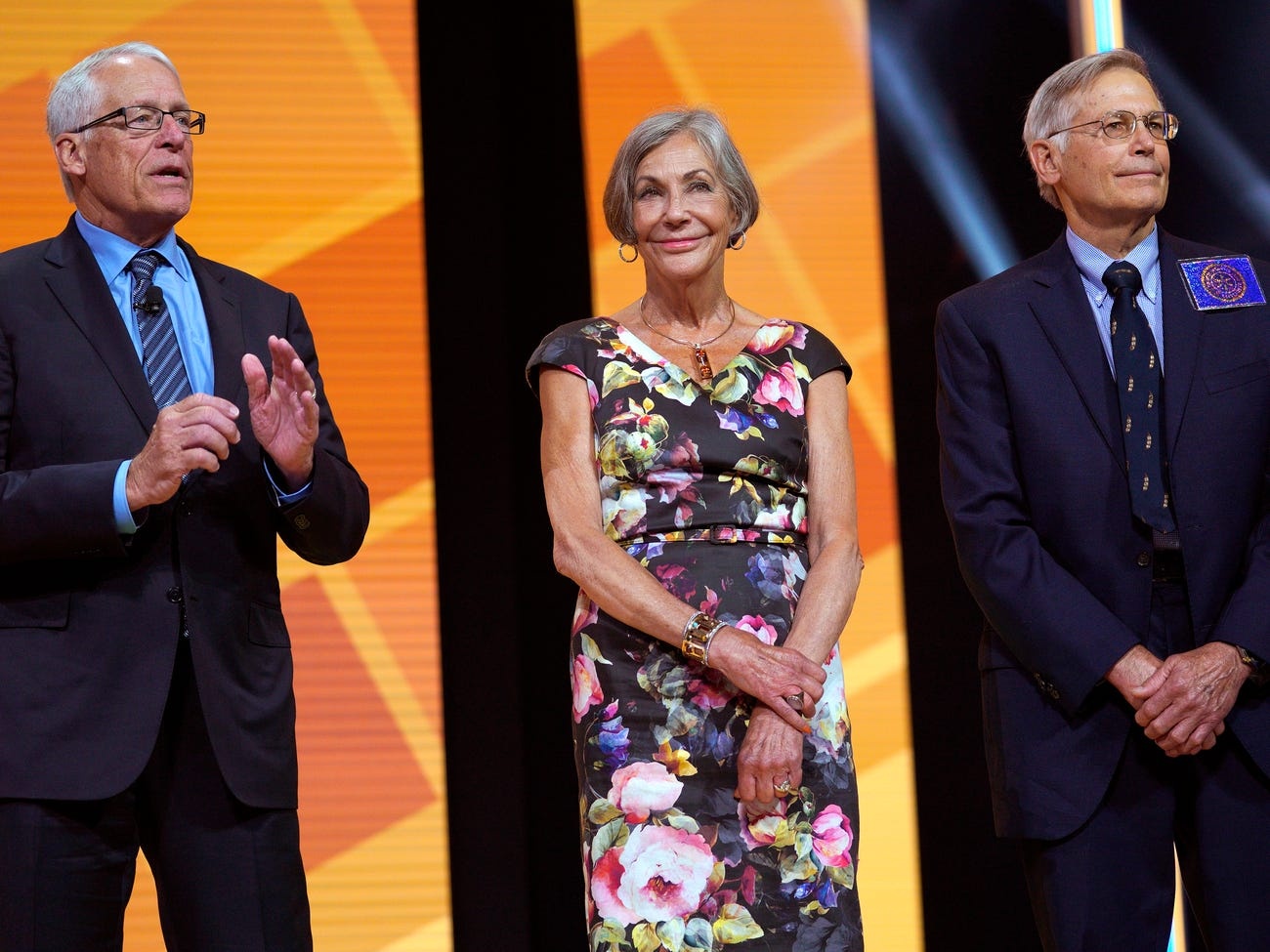 Loi song gay tranh cai cua nu ty phu giau nhat the gioi hinh anh