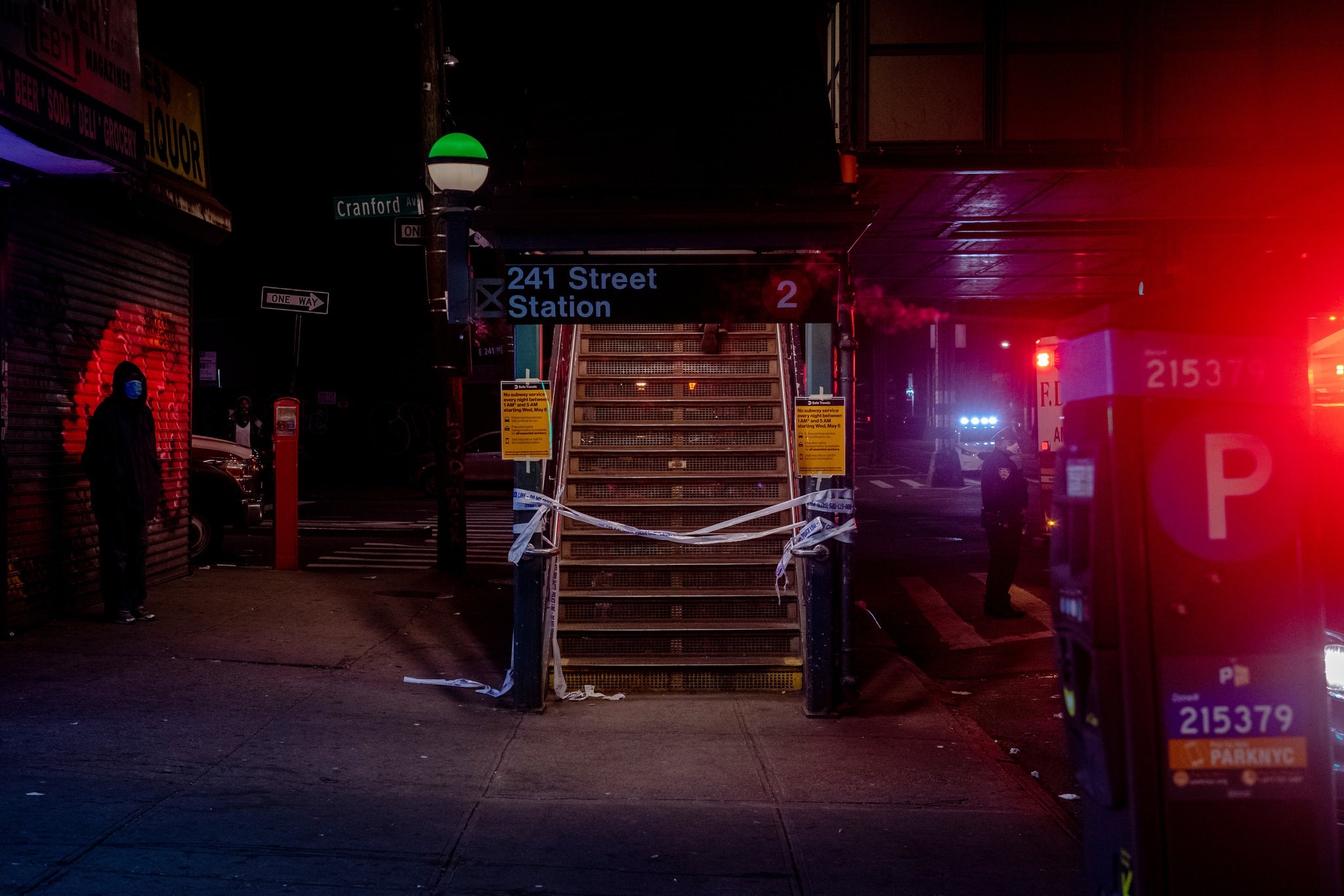 Sau 115 nam, lan dau tien tau dien ngam New York tam dung hoat dong hinh anh