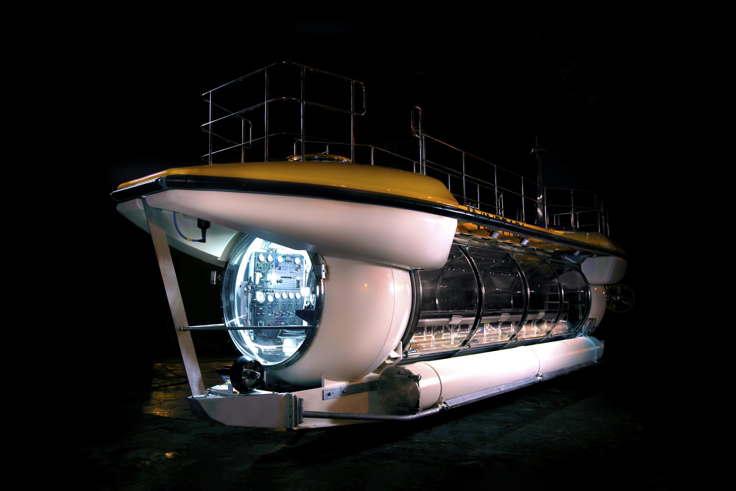 Vingroup dat mua tau tham hiem anh 2