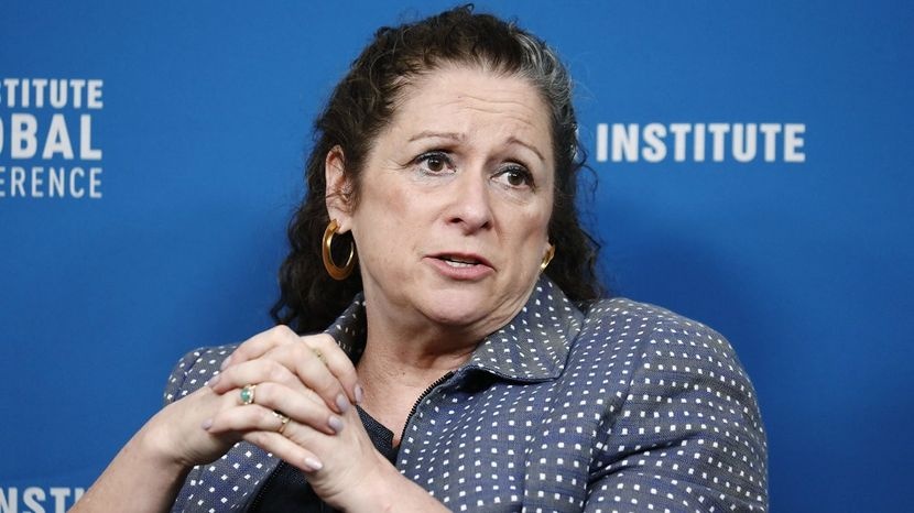 'Hay danh thue chung toi' hinh anh