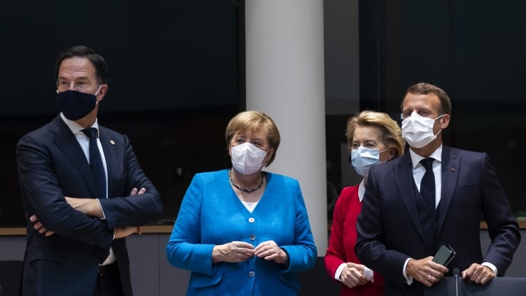 EU dat thoa thuan ve goi cuu tro 750 ty euro hinh anh