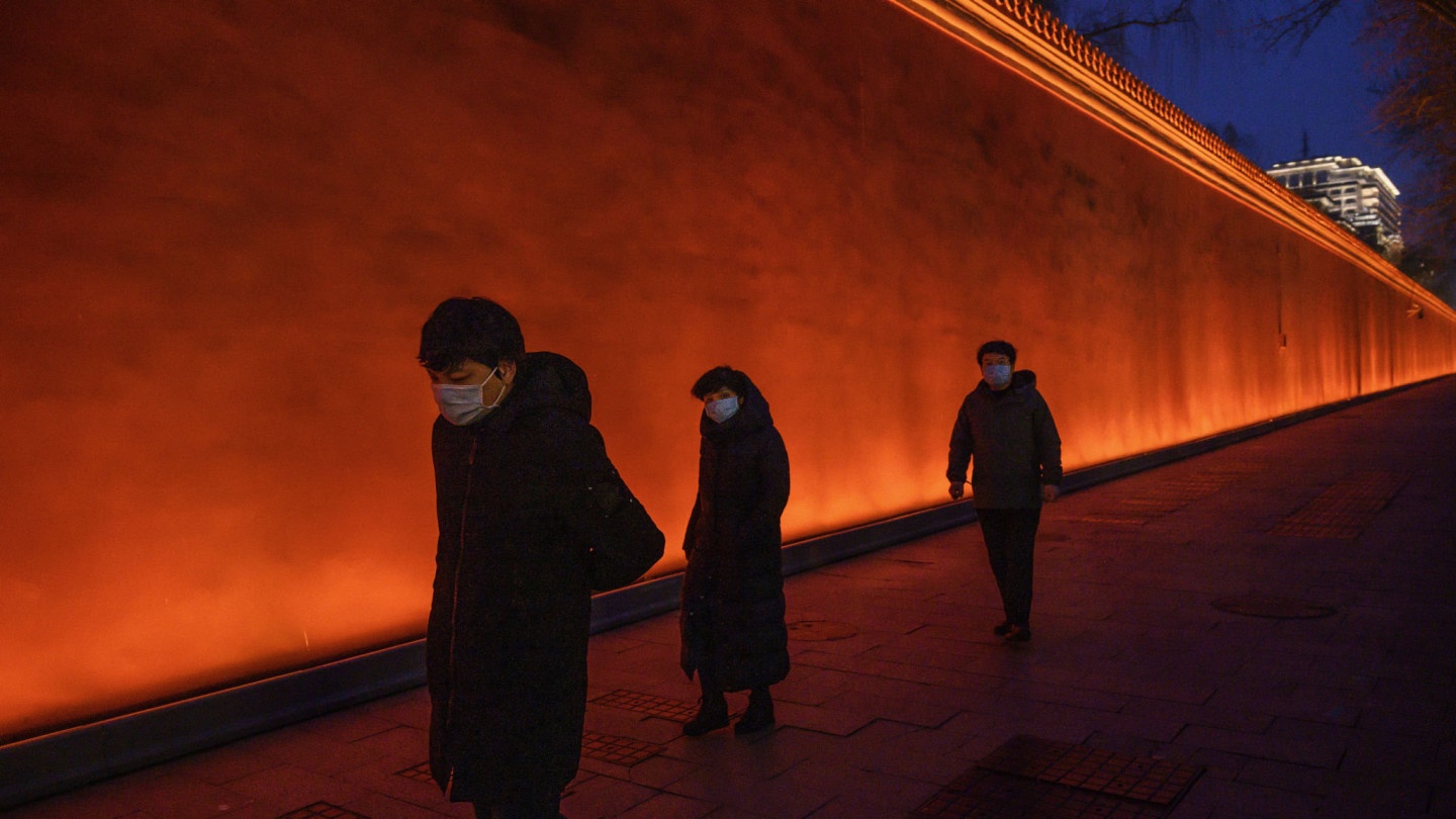 Trung Quoc thi diem cho ca nhan tuyen bo pha san hinh anh