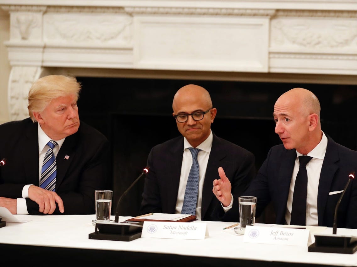 Joe Biden dac cu anh 2